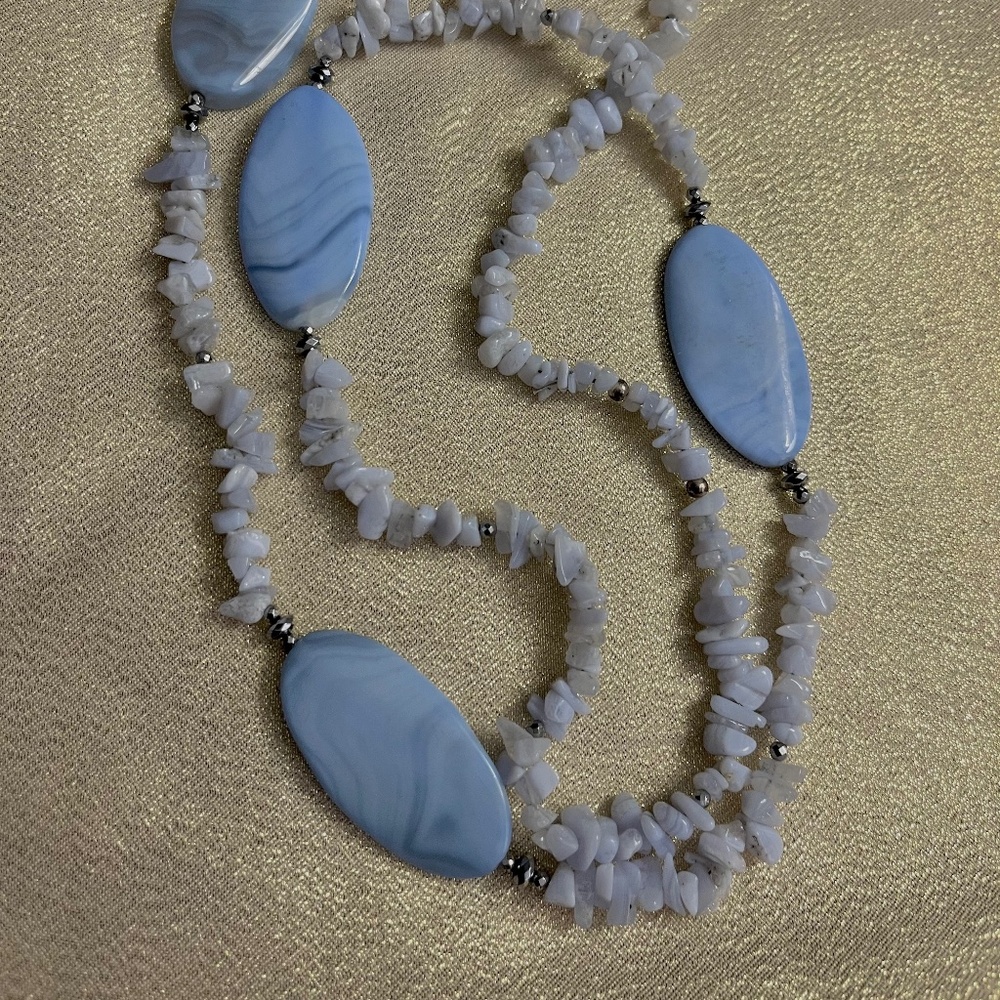 Chalcedony Lace Agatha on